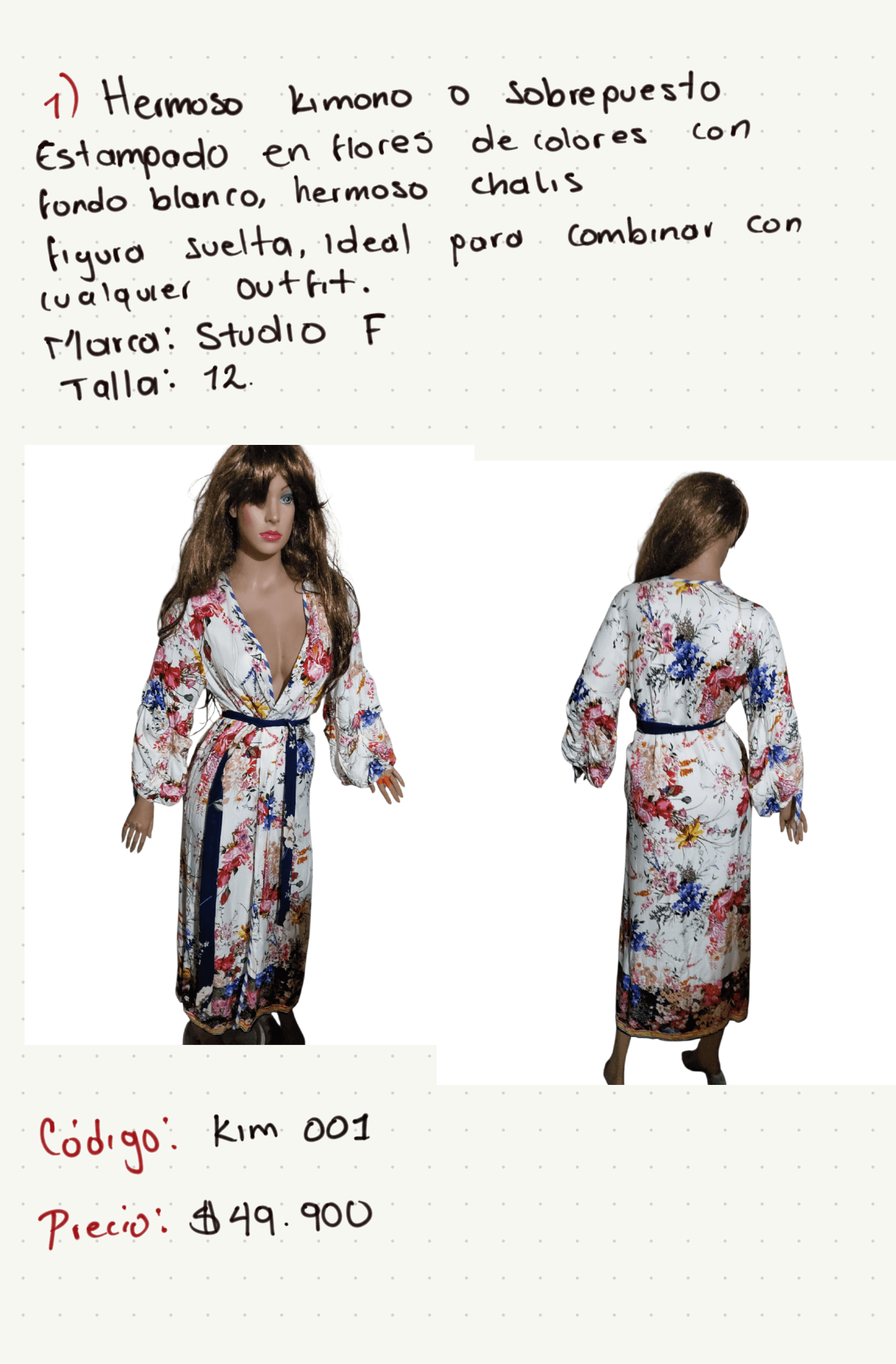 Hermoso kimono o sobrepuesto estampado en flores de colores con fondo blanco, hermoso chalis